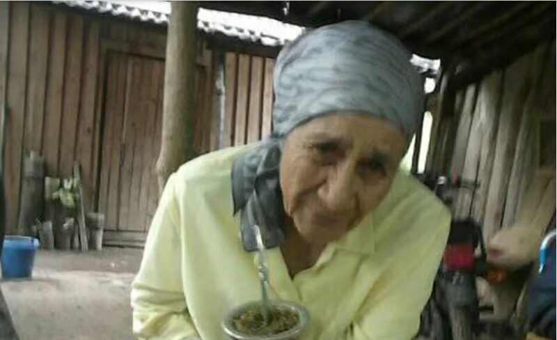 El misterio de las llamadas eliminadas en el celular de la abuela de Loan