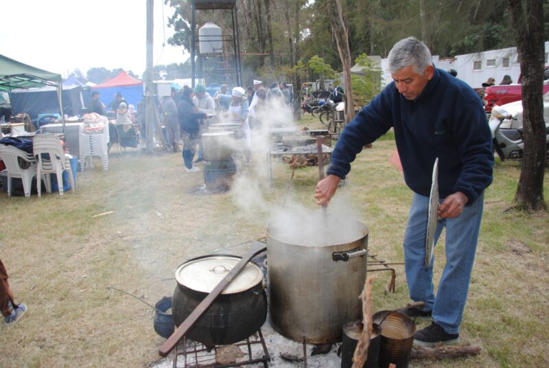 Se encendieron los fogones de la Fiesta Provincial del Locro