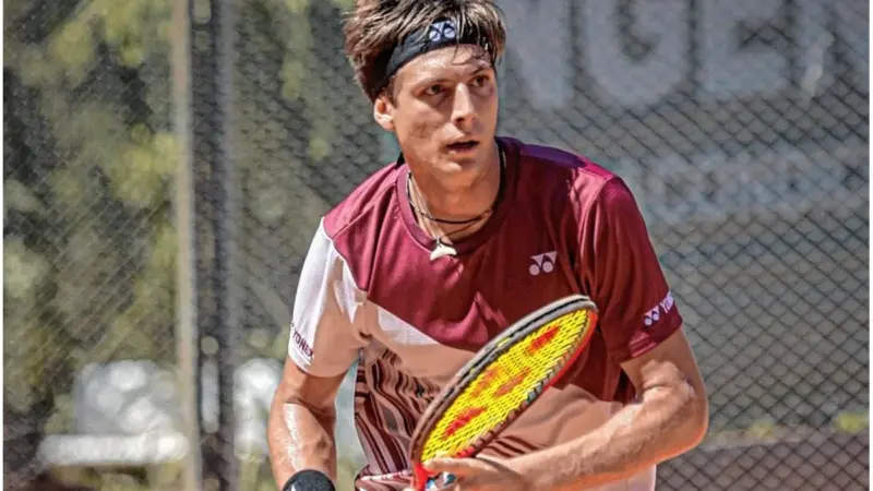 Con un doble 6-0, Midón accedió a octavos de final en Denia