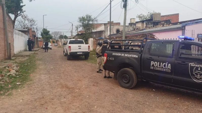 La Policía desmanteló un taller que se dedicaba a falsificar documentación de vehículos: hay 7 detenidos