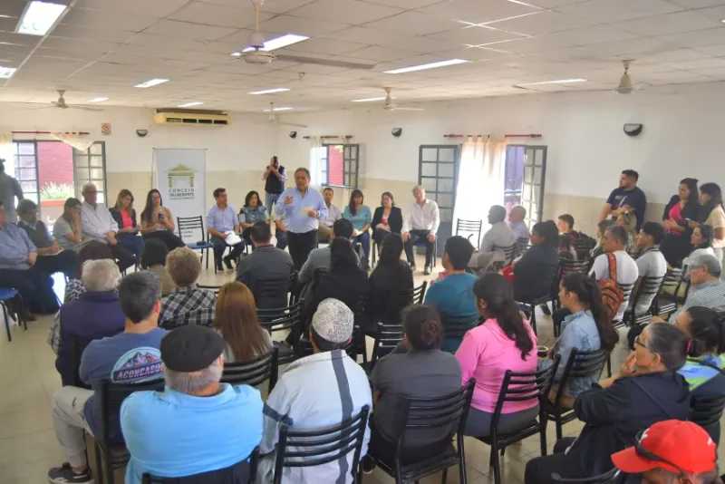 El Concejo sesiona en Laguna Brava