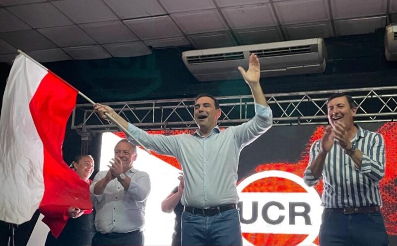 “Dicen que nos van a intervenir la UCR y acuerdan con el kirchnerismo”
