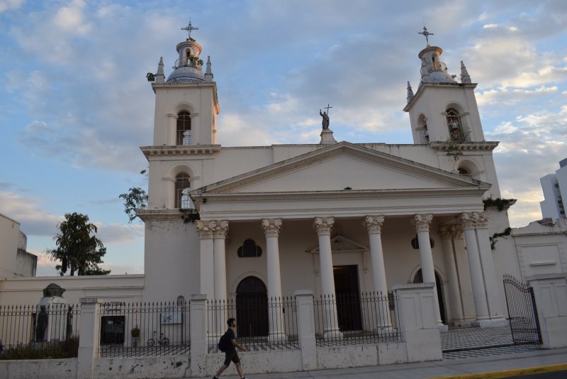 Iglesia Catedral: se celebra el aniversario de la dedicación del templo y la consagración del altar