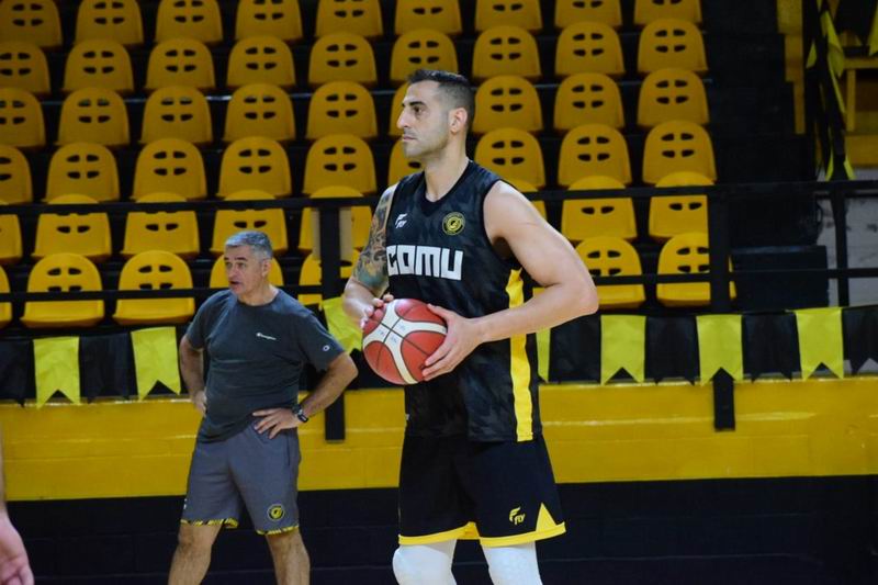 Comunicaciones, con la idea central de mantener el invicto en su casa