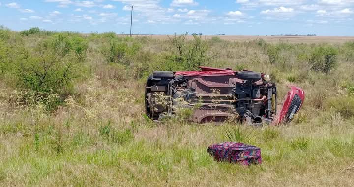 Curuzú Cuatiá: despiste y vuelco en la Ruta Nacional 119