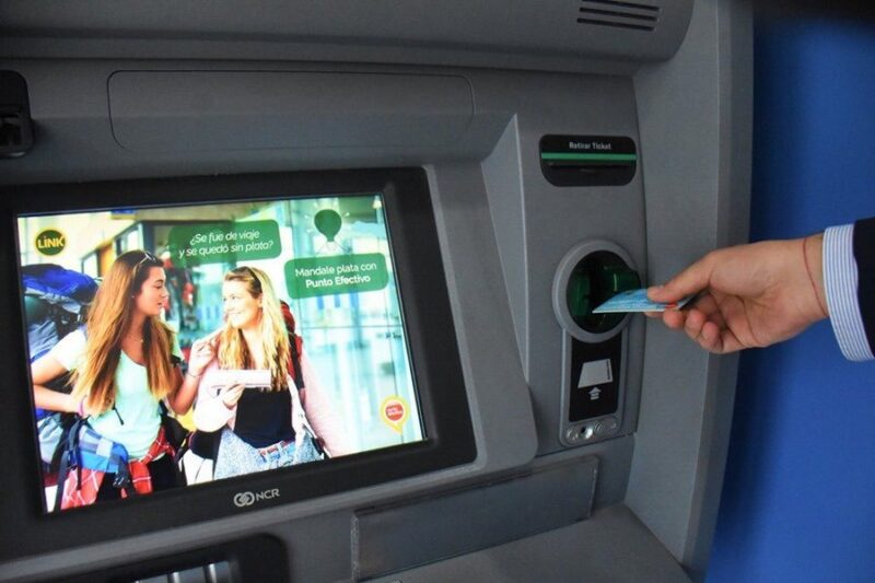 Comenzó el pago del Plus más el segundo tramo del Bono Navideño