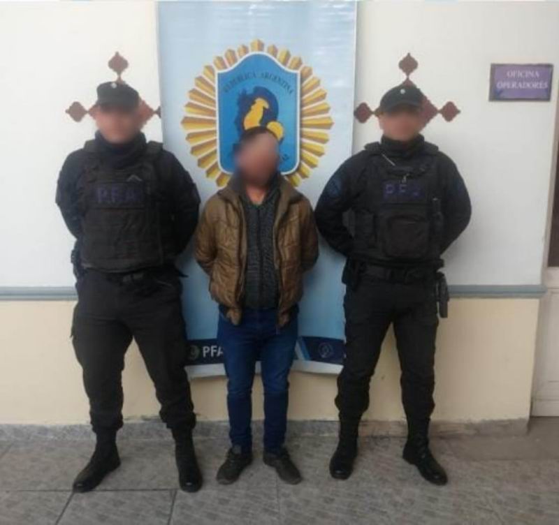 La Policía Federal detuvo a un sujeto con pedido de captura por violación