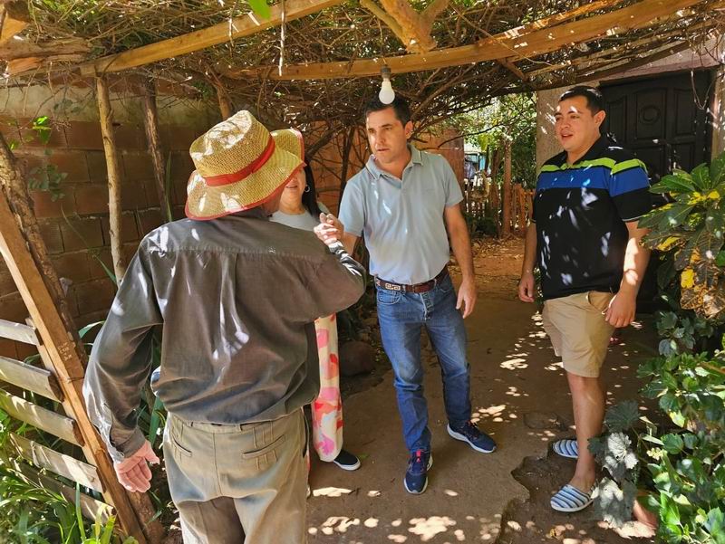 Giraud pisa fuerte en barrios de Santo Tomé