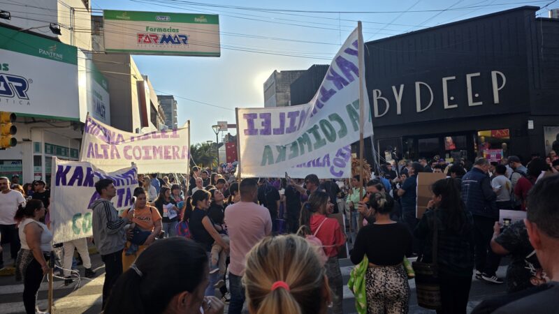 «Contramarcha» en el punto de salida de la caminata libertaria