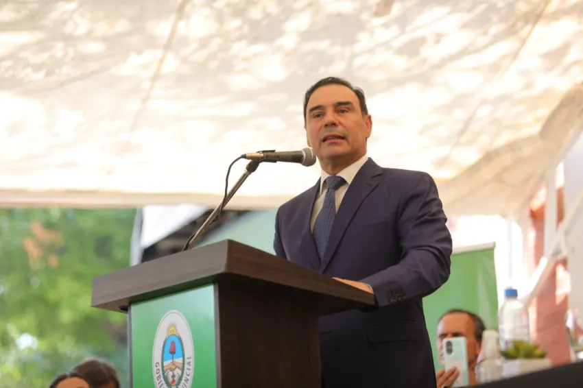 Valdés confirmó aumento para empleados públicos