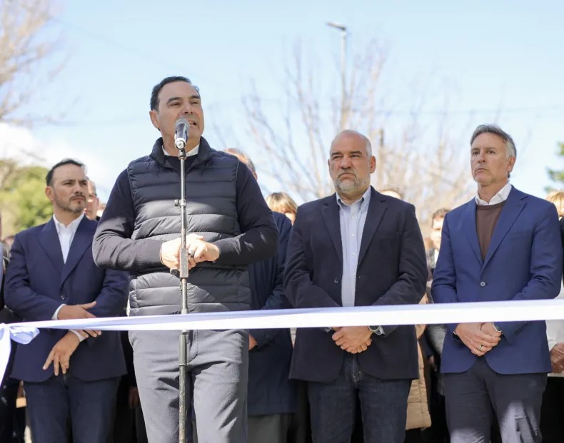 Valdés inaugurará obras viales, educativas y religiosas en Goya y Perugorría