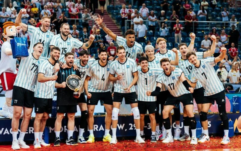 El correntino Germán Gómez gritó campeón en Polonia con el seleccionado argentino de vóley