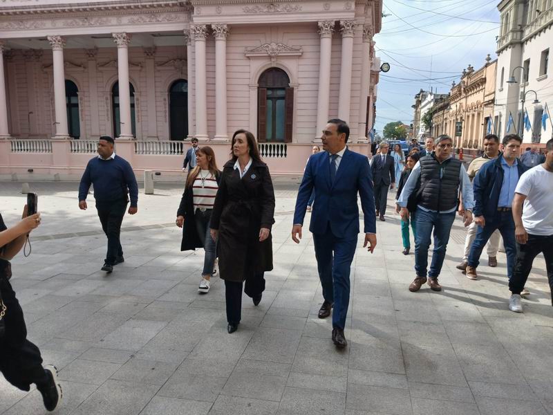 Valdés y Villarruel, en un encuentro con fuerte mensaje político