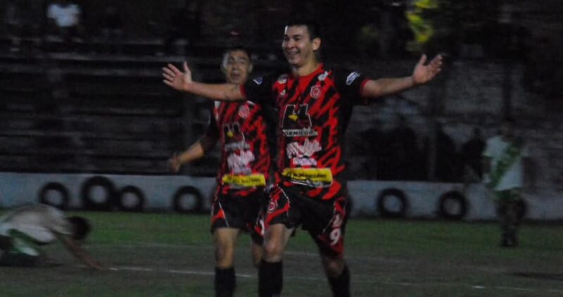 Mandiyú, Independiente, Cambá Cuá a semifinales