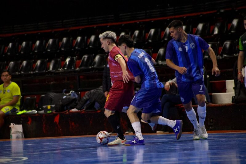 Argentino A de Futsal: Gran triunfo de Corrientes Capital y ajustada caída de Interior
