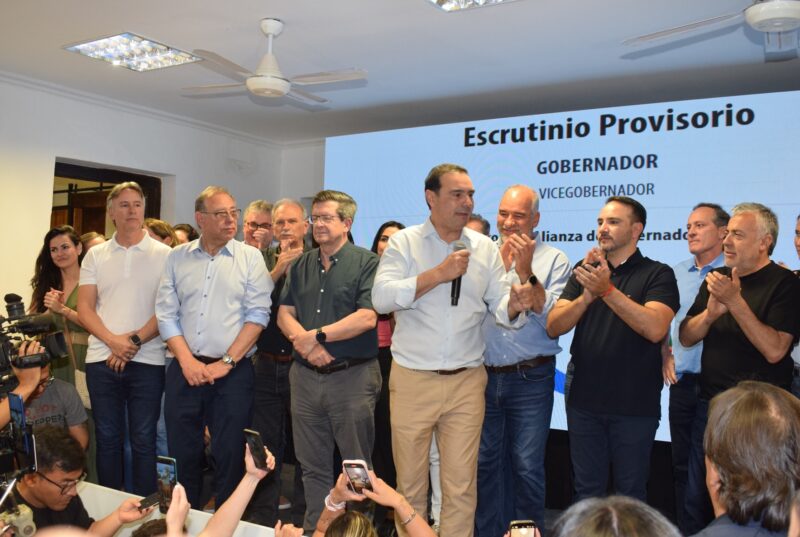 Valdés celebró el triunfo en primera vuelta con un discurso racional