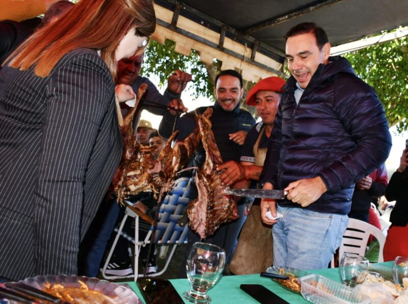 Valdés, presente en la 15° Fiesta Regional del Cordero en Lomas de Vallejos