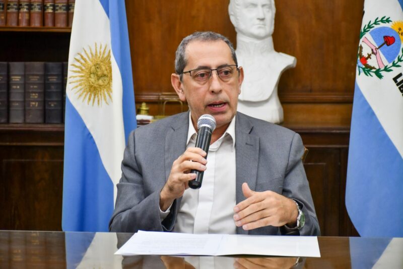 Nuevo aumento salarial: cuánto cobrarán los trabajadores estatales en Corrientes