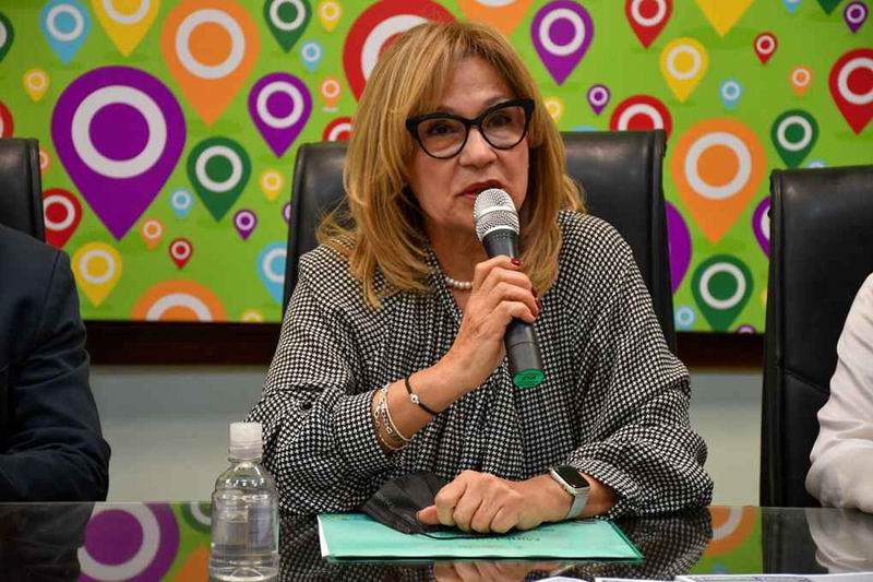 Práxedes López: «Las voces de la educación no se deben acallar»