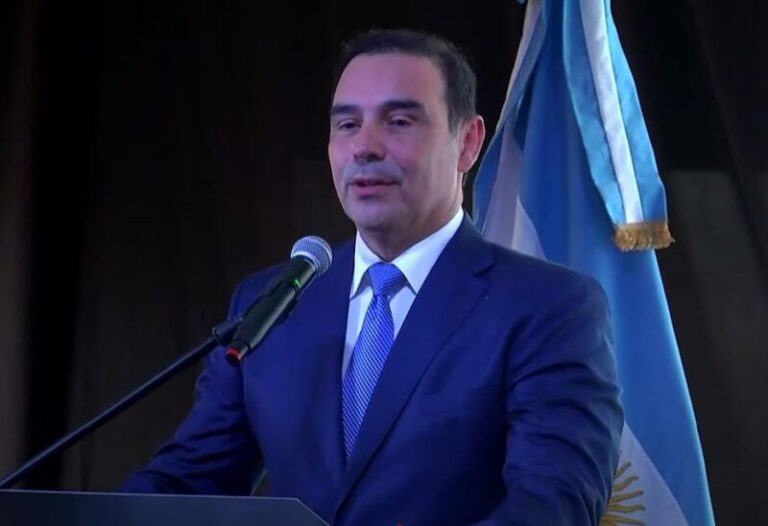 Valdés pidió que los legisladores nacionales respondan a Corrientes