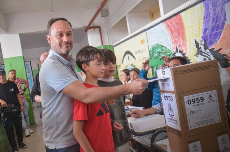 Ganaron muchos oficialismos y cayeron pocos, como en el mismo Paso de Libres