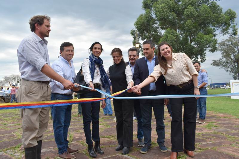 Cierra la tranquera la muestra rural