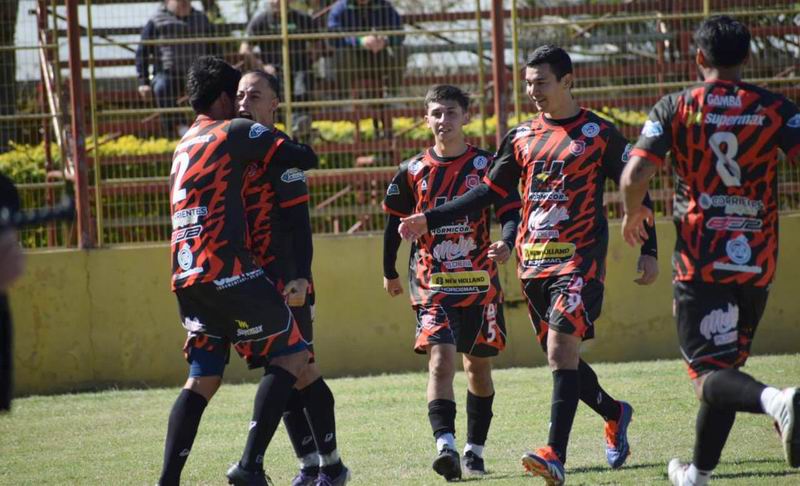 Cambá Cuá derrotó a Curupay y se clasificó para la definición del Oficial