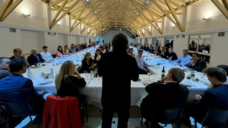 Milei arengó a Virginia Gallardo y a sus otros candidatos para octubre