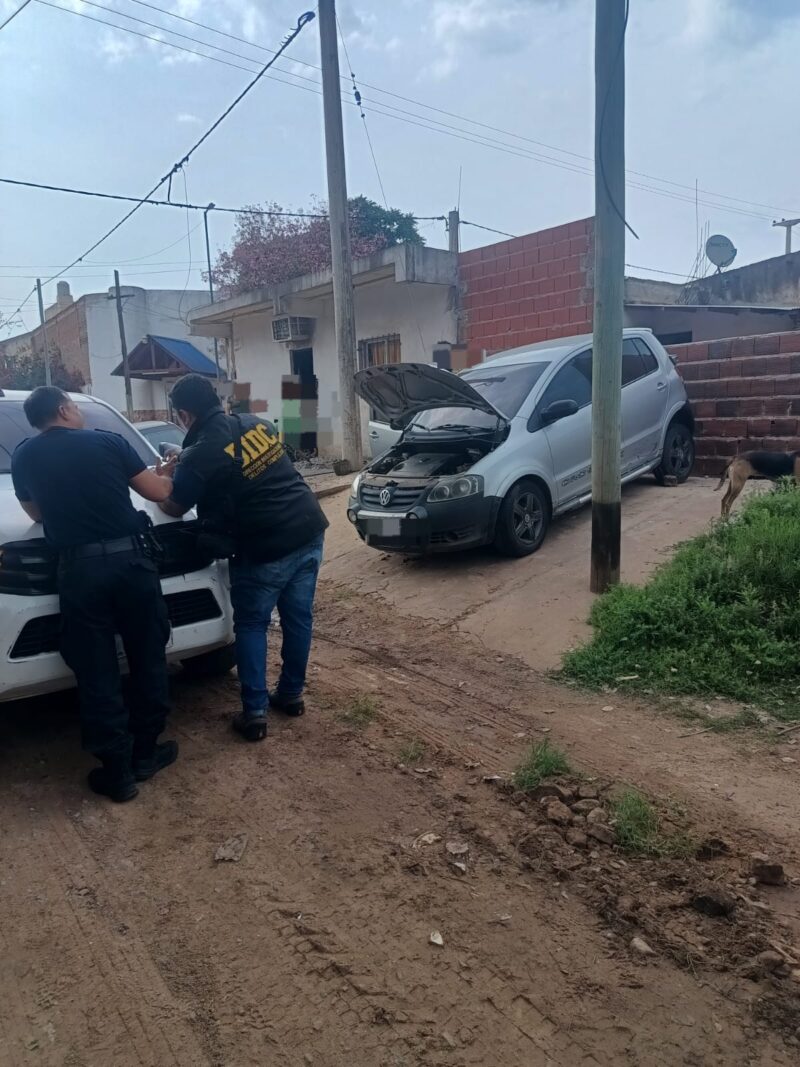 Capital: la Policía secuestró un auto con documentación falsa