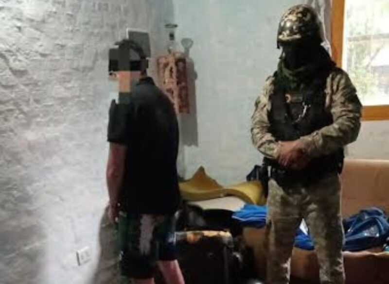 Allanamiento por robo a local de motos en Capital: dos demorados