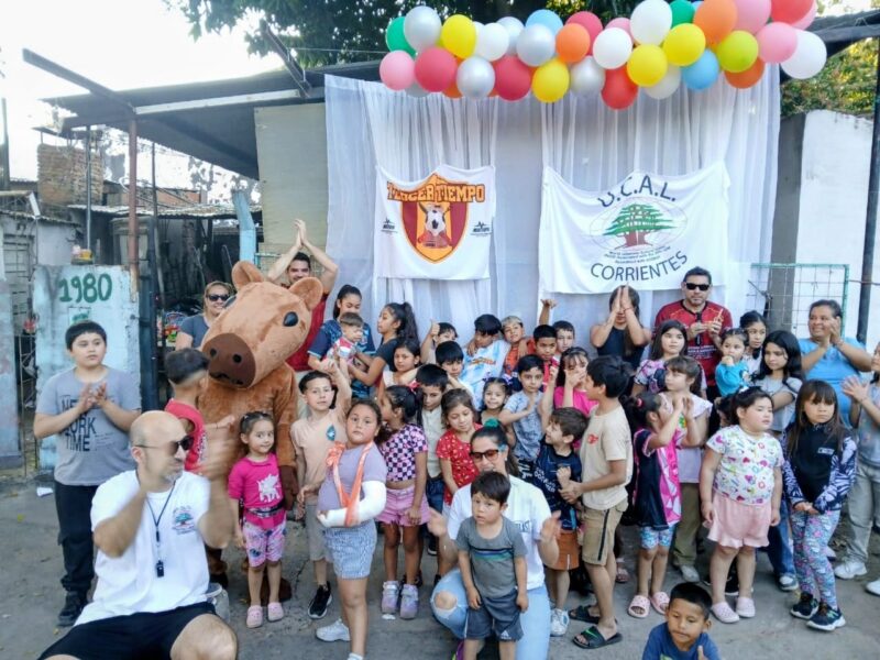 Imágenes de la fiesta para niños en el merendero Niño Jesús