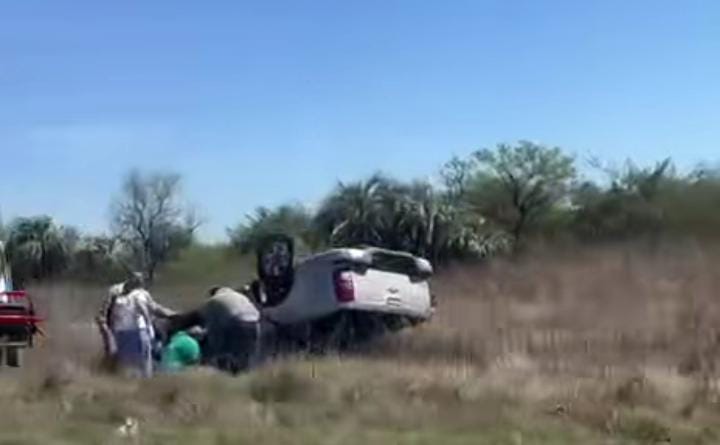 Un nuevo vuelco sobre la Ruta 12 involucró a una camioneta