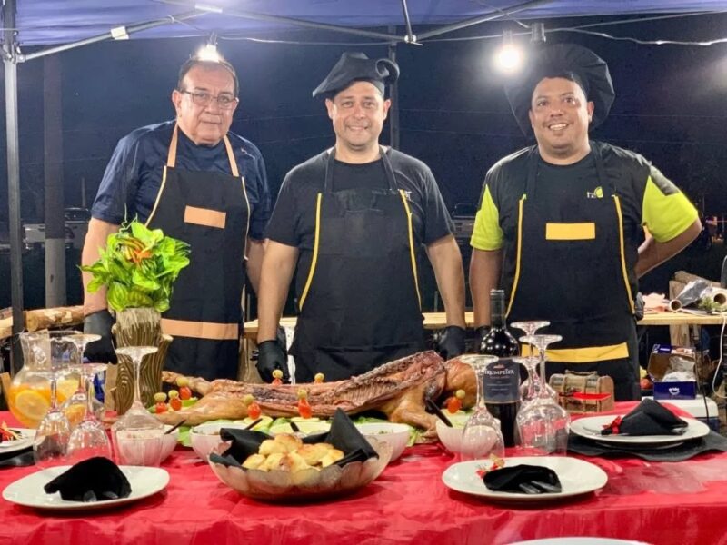 Comienzan los preparativos para la Fiesta del Lechón Artesanal