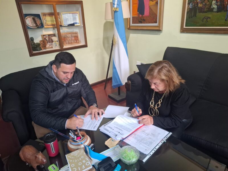 Firman un acuerdo para impulsar el Centro Cultural Sanmartiniano