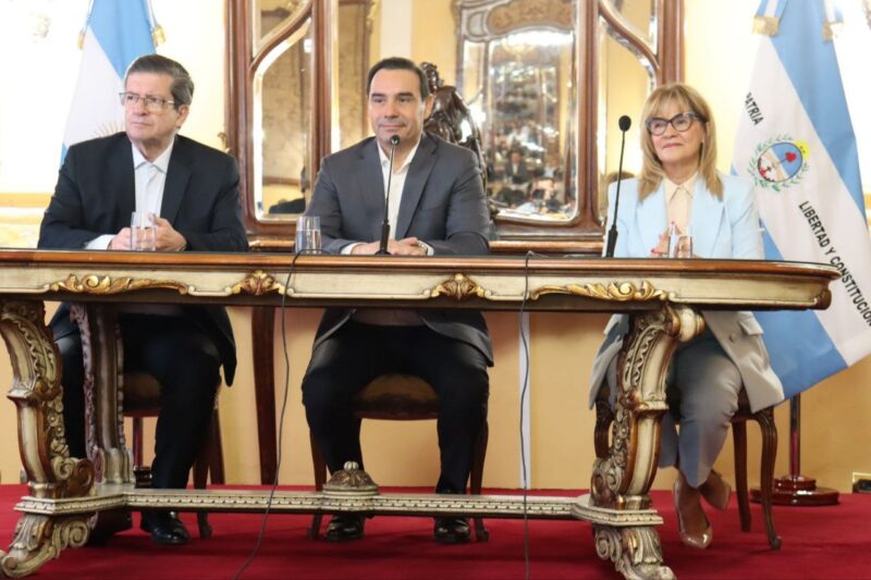 El Gobierno de Corrientes reconocerá a docentes destacados de Capital e Interior