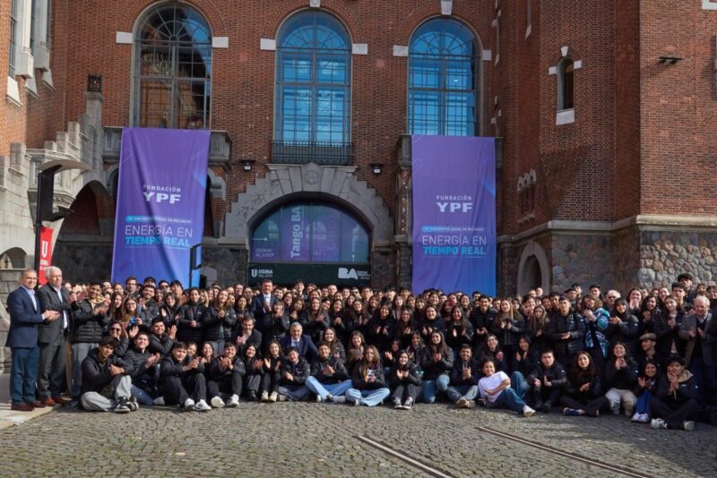 Fundación YPF conectó a 300 futuros profesionales con la industria en su encuentro anual