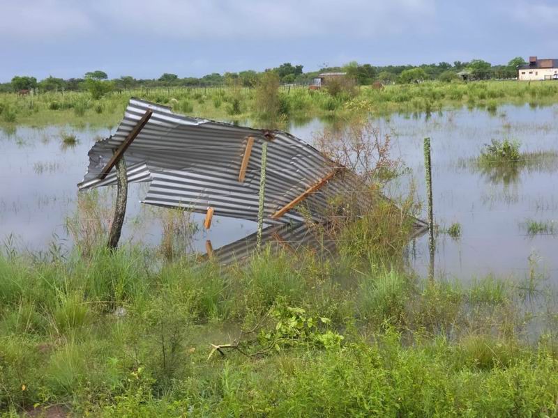 Temporal provocó daños en varias zonas y complica a los sanluiseños