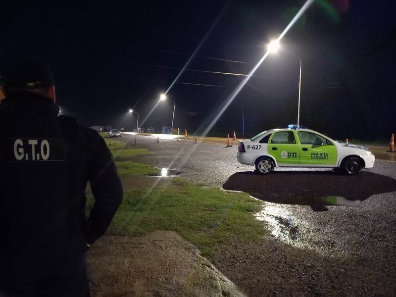 Camión arrolló y mató a un peatón que caminaba al costado de la ruta