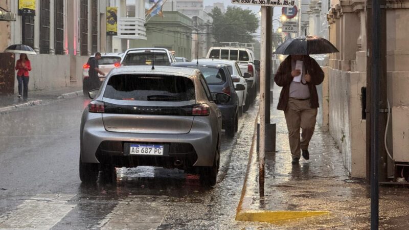 Corrientes bajo alerta amarilla hoy y doble advertencia para mañana