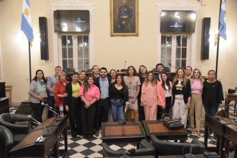 Especialistas debatieron sobre la violencia de género e identidad en la Legislatura