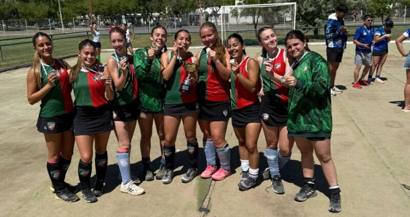 Jugadoras “cebras” fueron protagonistas de un histórico ascenso del hockey correntino