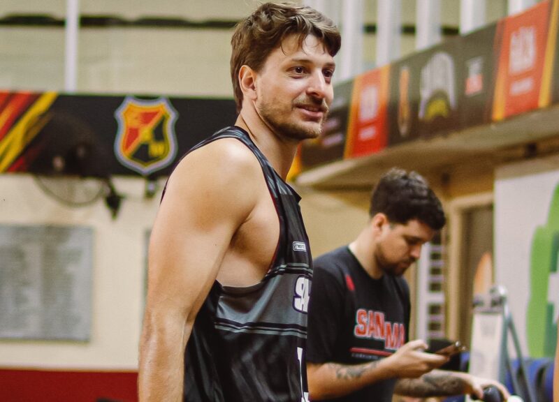 Salvador Giletto: “El hincha que se quede tranquilo que estamos trabajando bien”