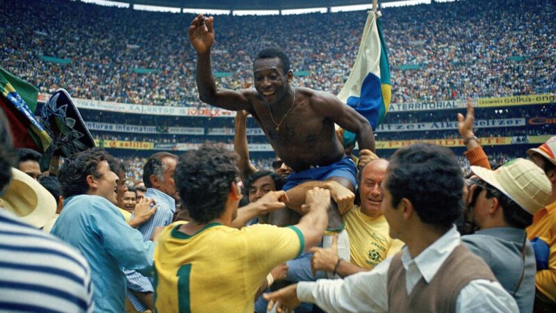 Pelé: el hombre que convirtió el fútbol en una religión