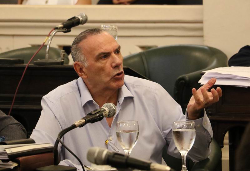 Noel Breard: «Tenemos que construir puentes conectados con el futuro»