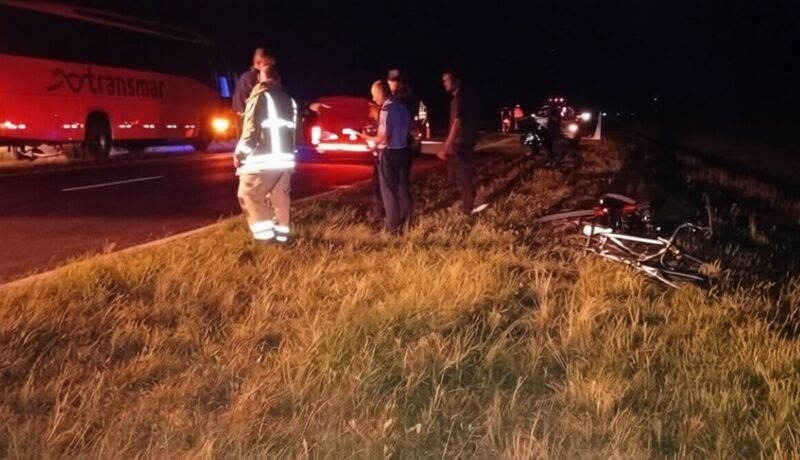 Colectivo arrolló a dos peregrinos que viajaban en bici rumbo a Itatí