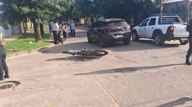 Reconocido dirigente del carnaval involucrado en el choque entre un auto y una moto