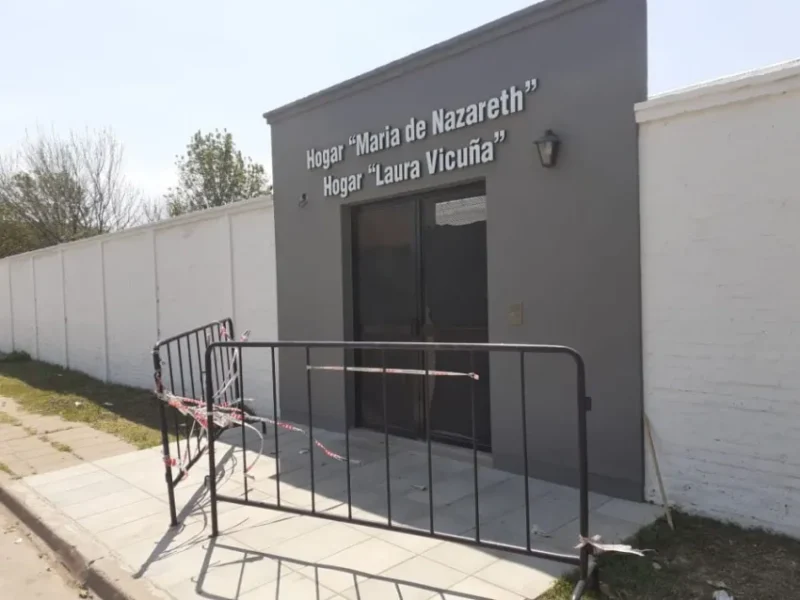 Buscan a dos adolescentes que escaparon de un hogar en Corrientes