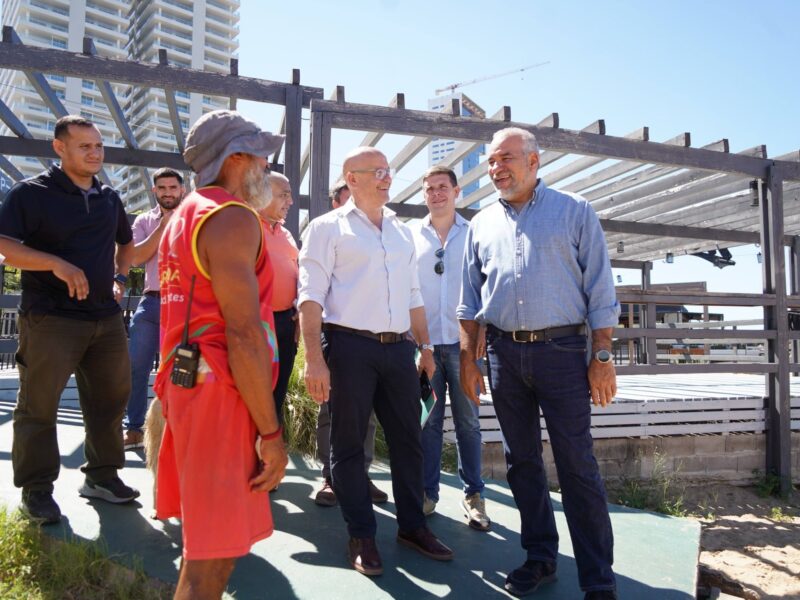 Temporada a pleno: avanzan las mejoras en las cinco playas públicas de la ciudad