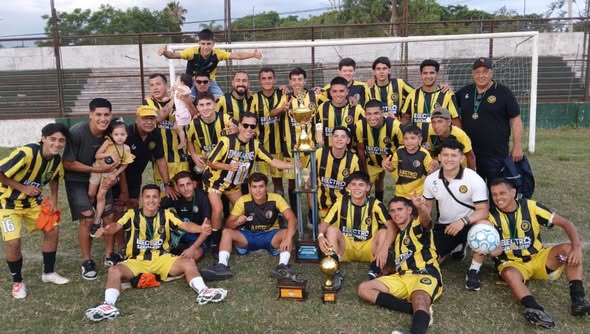 Comunicaciones festejó en Mercedes