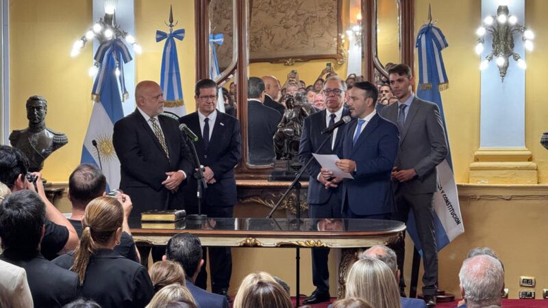 Corrientes: las juras del Gabinete completo en Casa de Gobierno